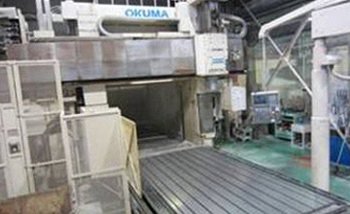 Large NC machining  center.Okuma　MCR-B11-HP　五軸加工機